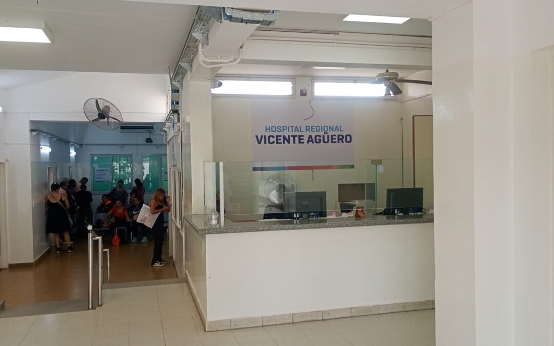 En el Hospital Regional Vicente Agüero alerta que NO se dan turnos por Whatsapp.
