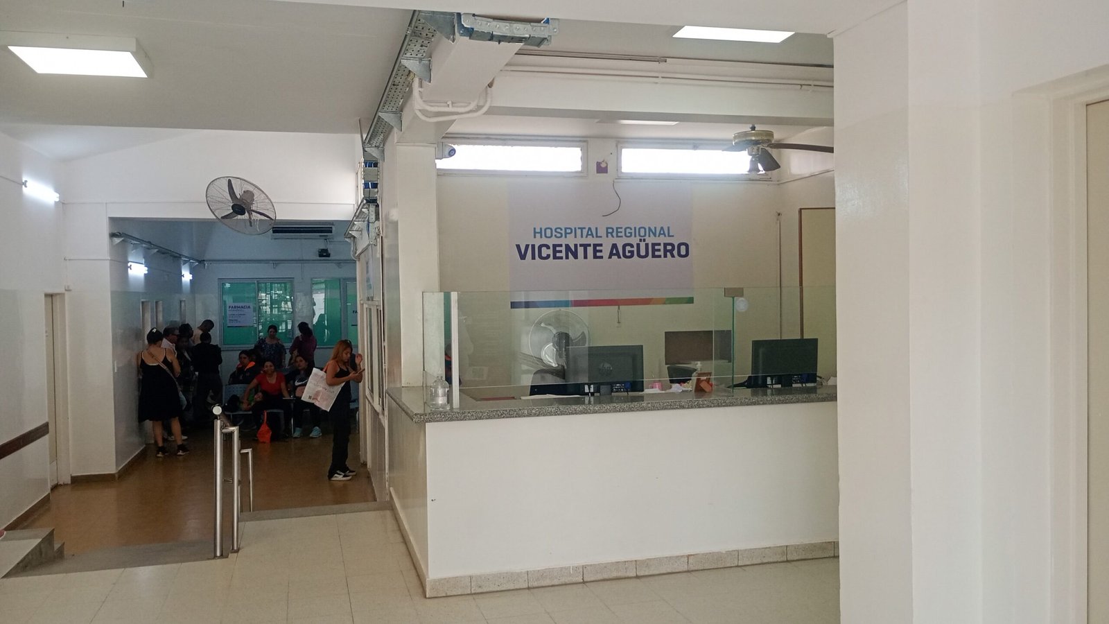 En el Hospital Regional Vicente Agüero alerta que NO se dan turnos por Whatsapp.